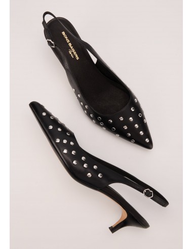 Janet-Cuir Lisse Noir Studs